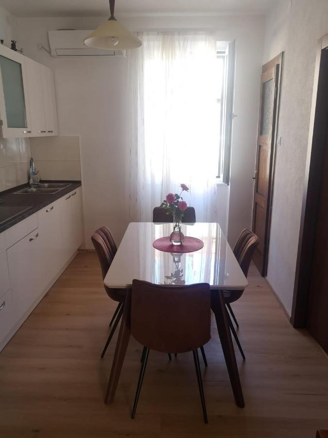 Apartmán Tranquil Urban Escape Split Exteriér fotografie